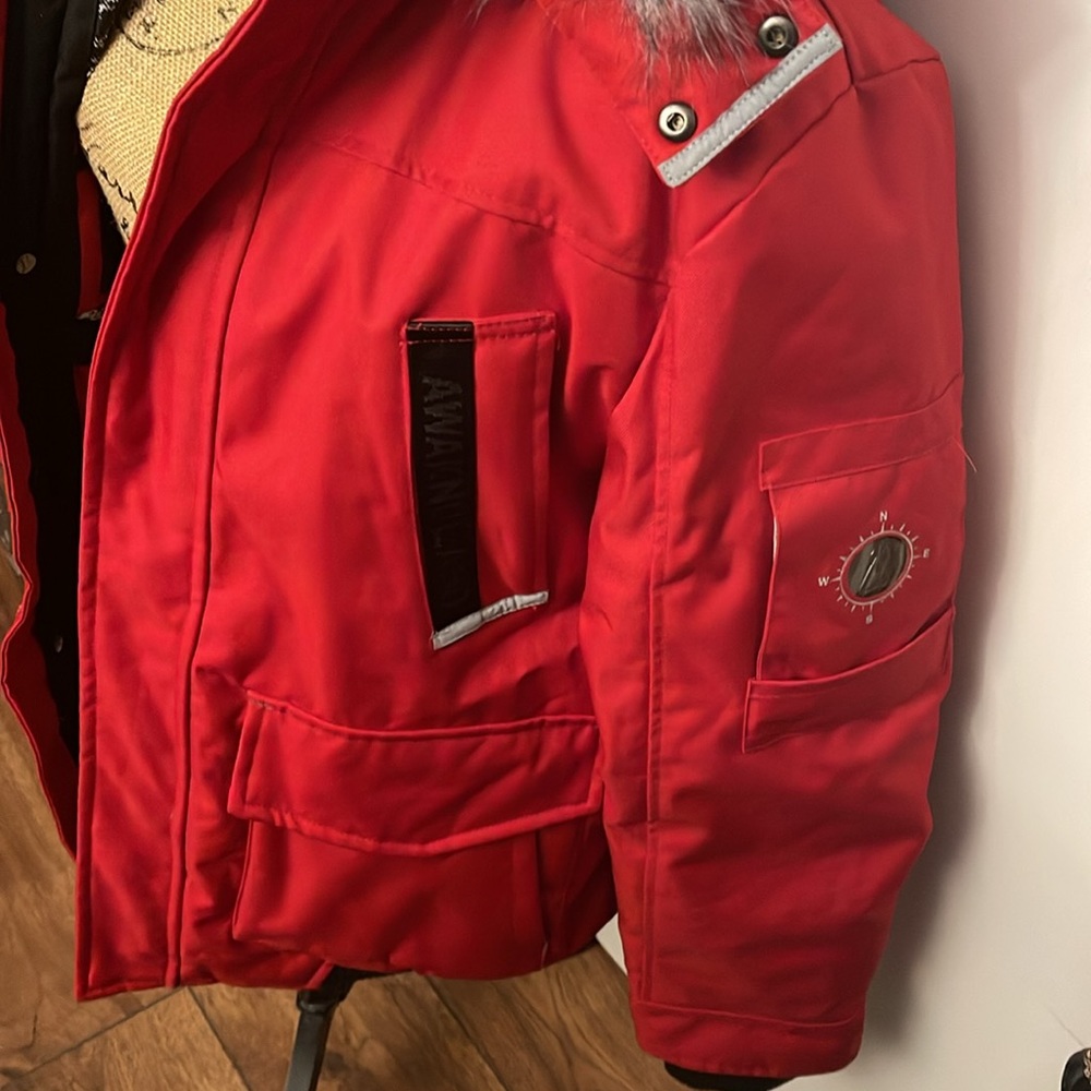 Coat - Picture 4 of 12